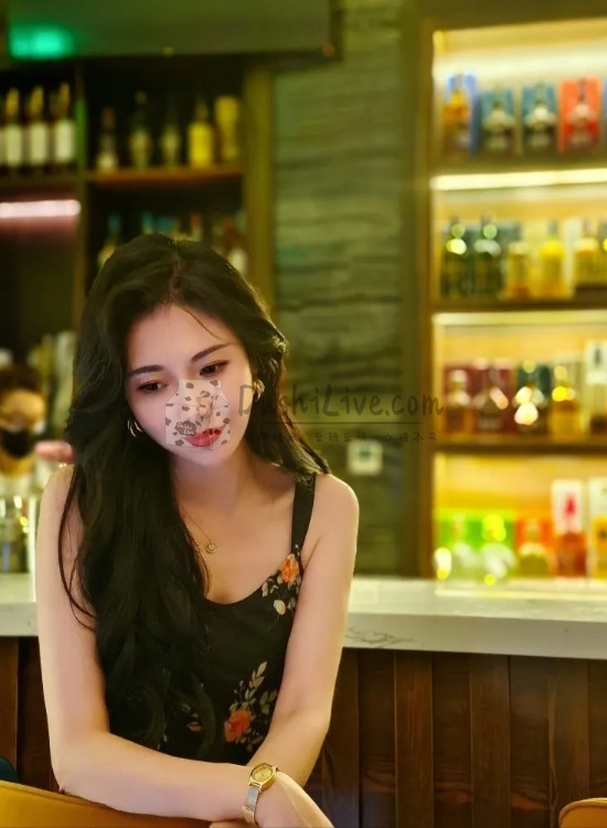 北京家庭式氛围的小区酒吧一栖Lounge插图3北京养生休闲会所_都市减压spa体验-DushiLive都市体验网